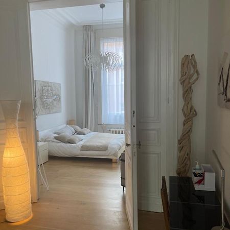 Apartment In Trendy Chatelain Center Brussels Area Little Garden Internet Wifi المظهر الخارجي الصورة