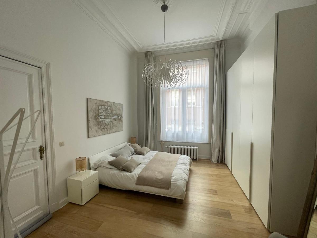 Apartment In Trendy Chatelain Center Brussels Area Little Garden Internet Wifi المظهر الخارجي الصورة